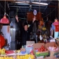 Ho Woon at his fruit stall (2)